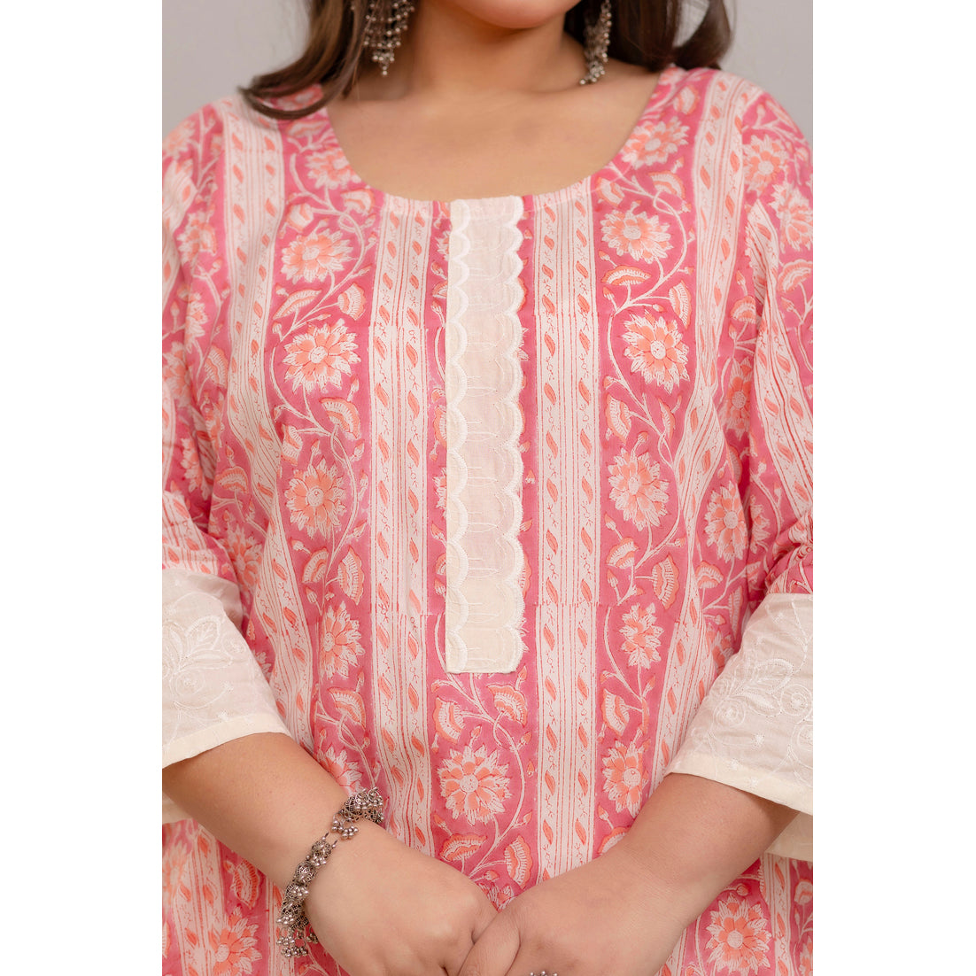 Pink Kurta & Kurta With Lace Detailing