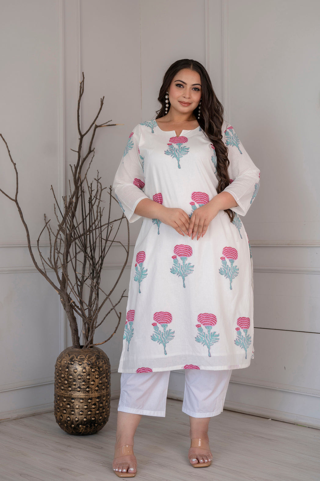 Mughal Print Kurta With Malmul Lining & White Culottes