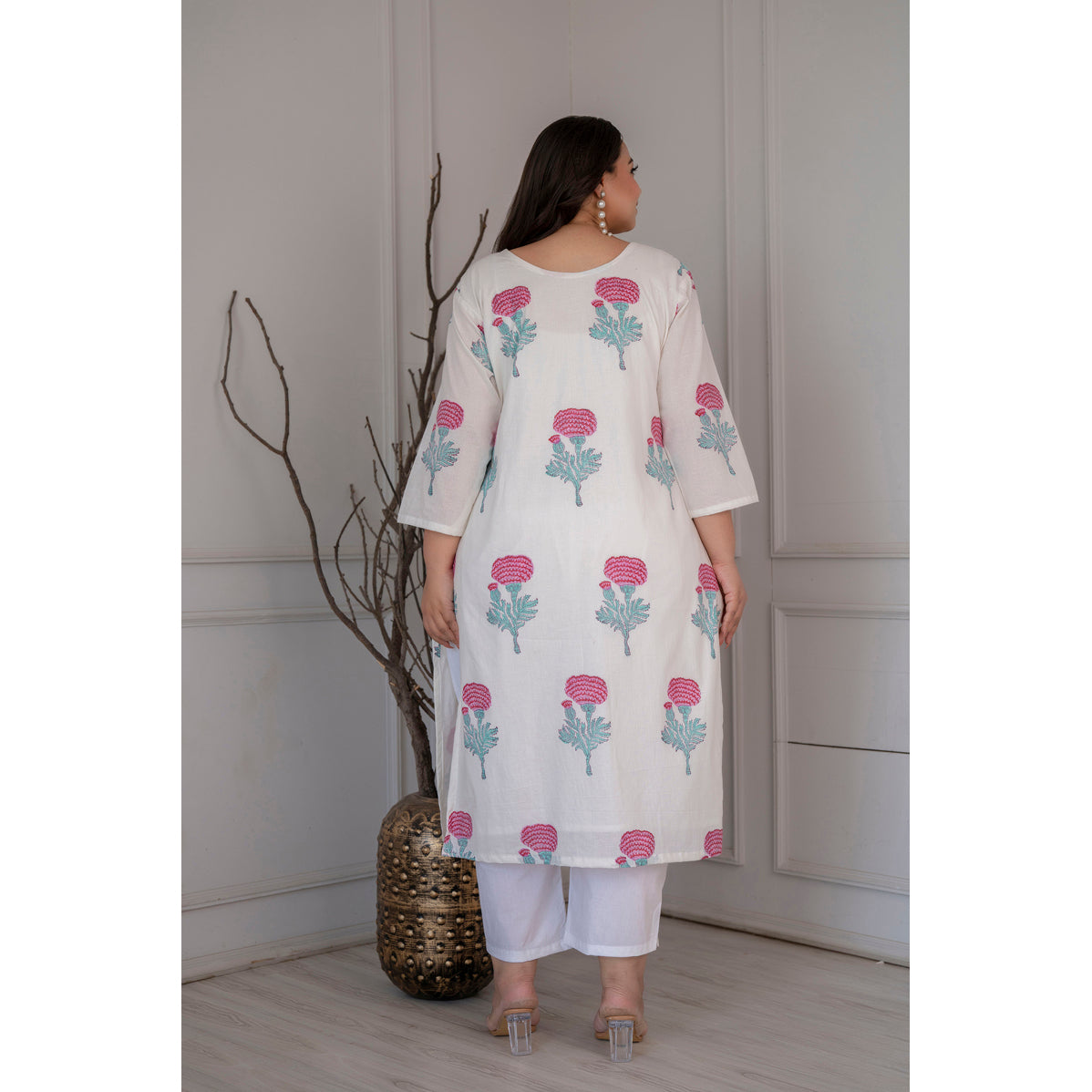 Mughal Print Kurta With Malmul Lining & White Culottes